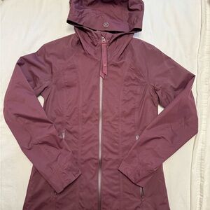 Lululemon Women’s Rebel Rain Jacket